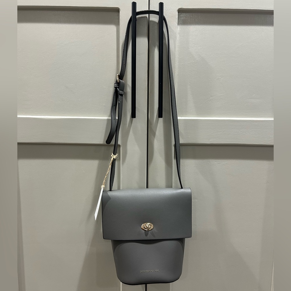 Expressions NYC vegan handbag